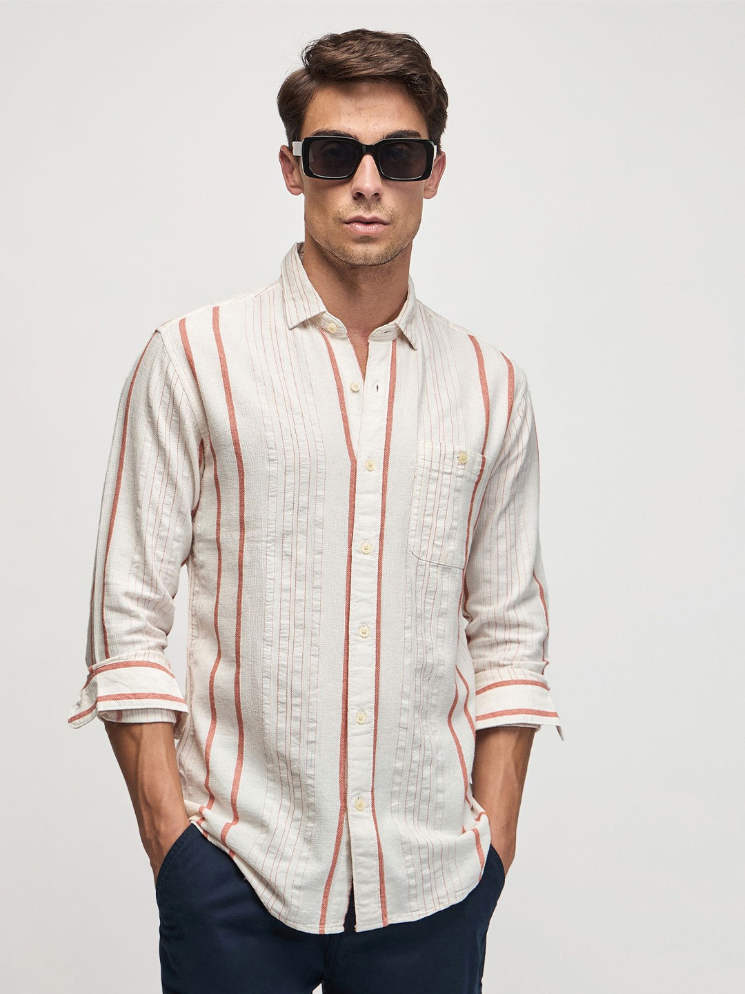 

Red Flame Striped Spread Collar Cotton Shirt
