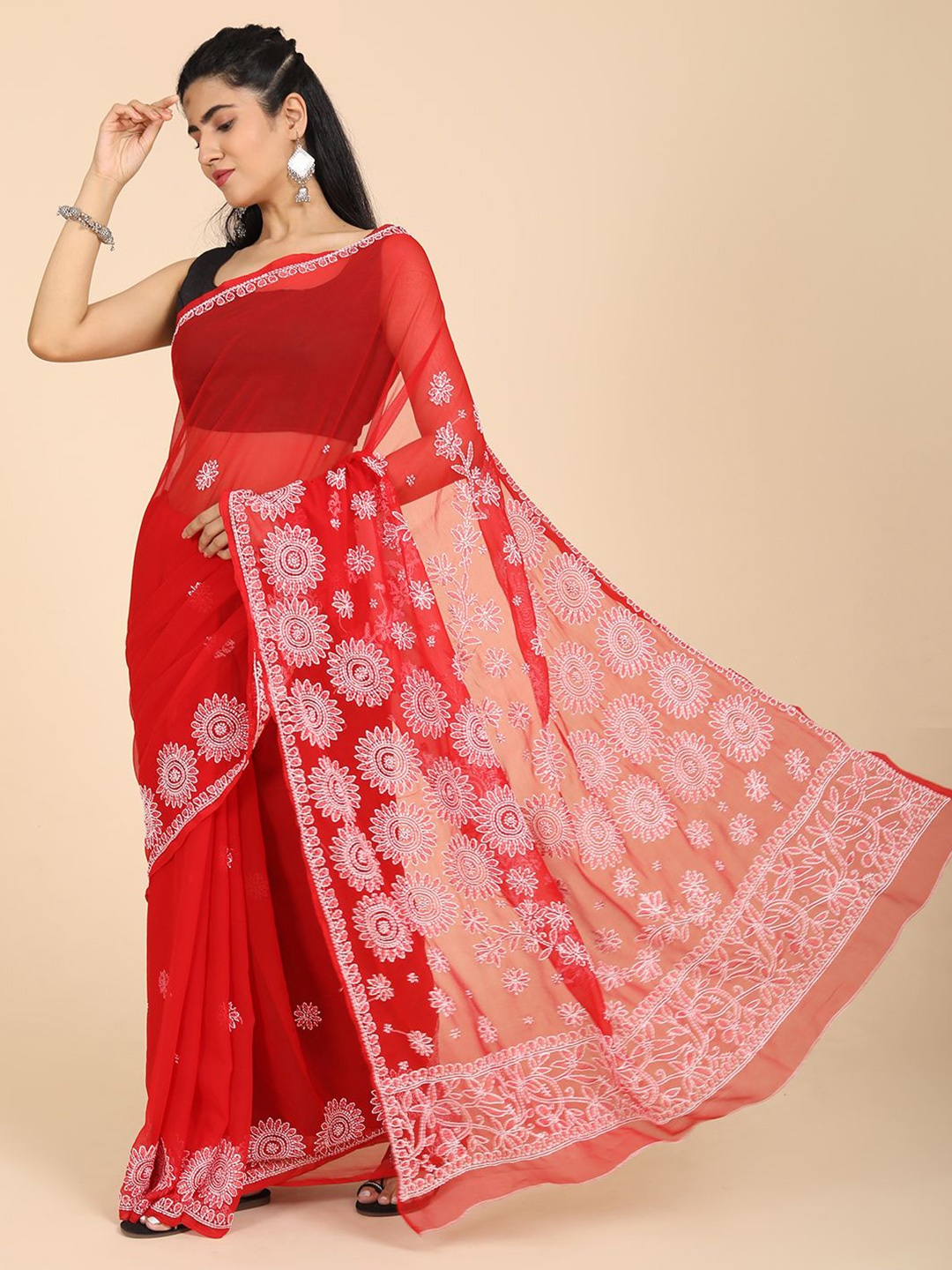 

HELLA FASHIONS Ethnic Motifs Chikankari Saree, Red