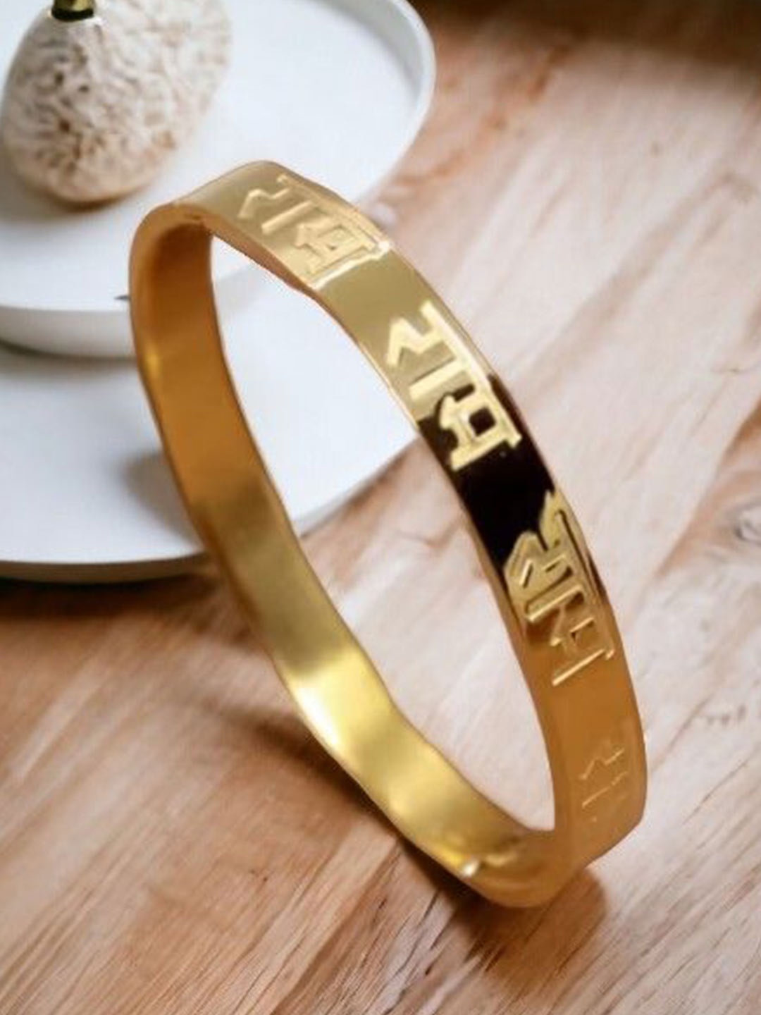

WATCHSTAR Unisex Gold-Plated Stainless Steel Enamelled Kada Bracelet