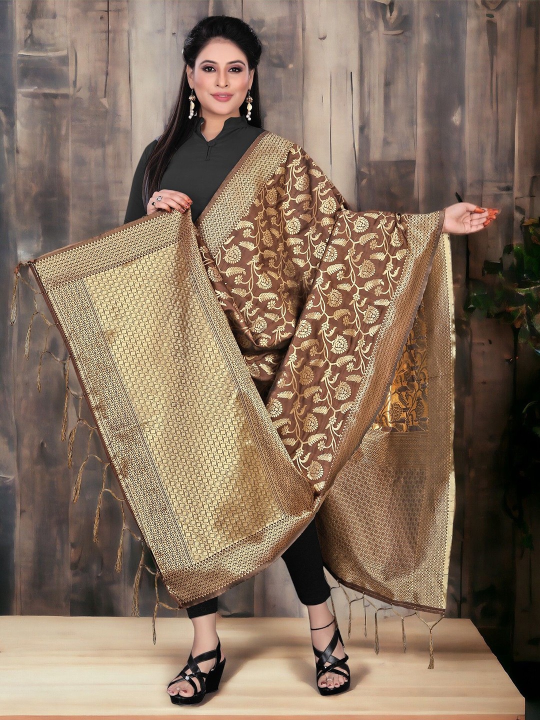 

CARTYSHOP Ethnic Motifs Woven Design Dupatta with Zari, Brown