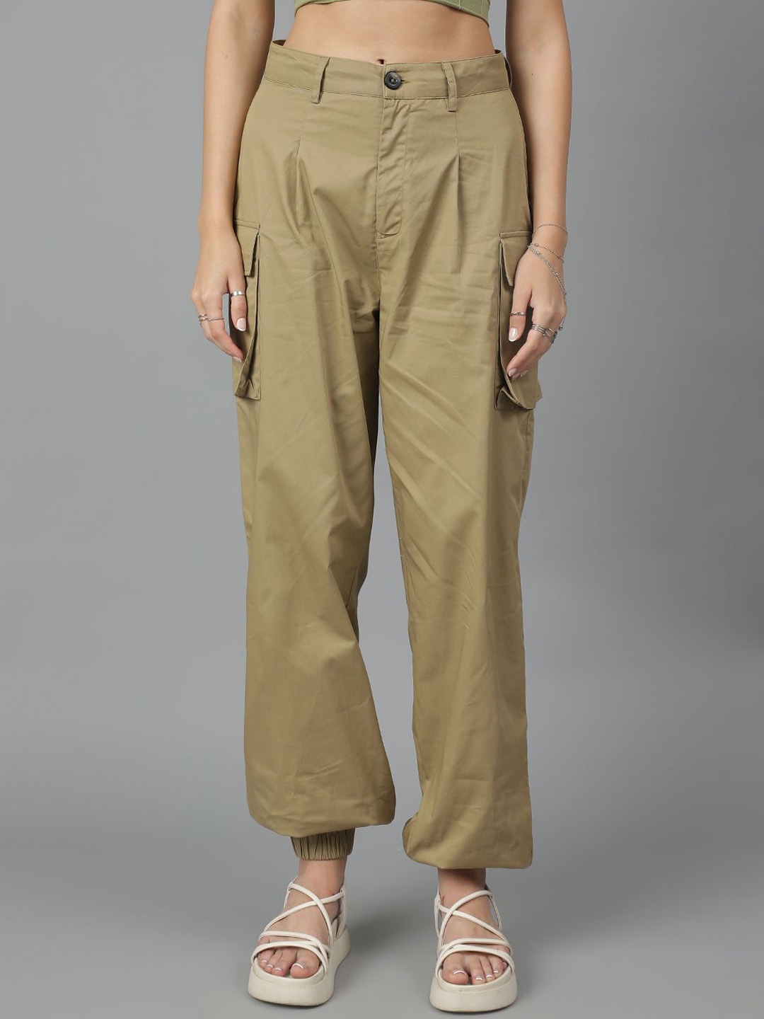 

Kotty Women High-Rise Easy Wash Pleated Cotton Cargos Trousers, Brown