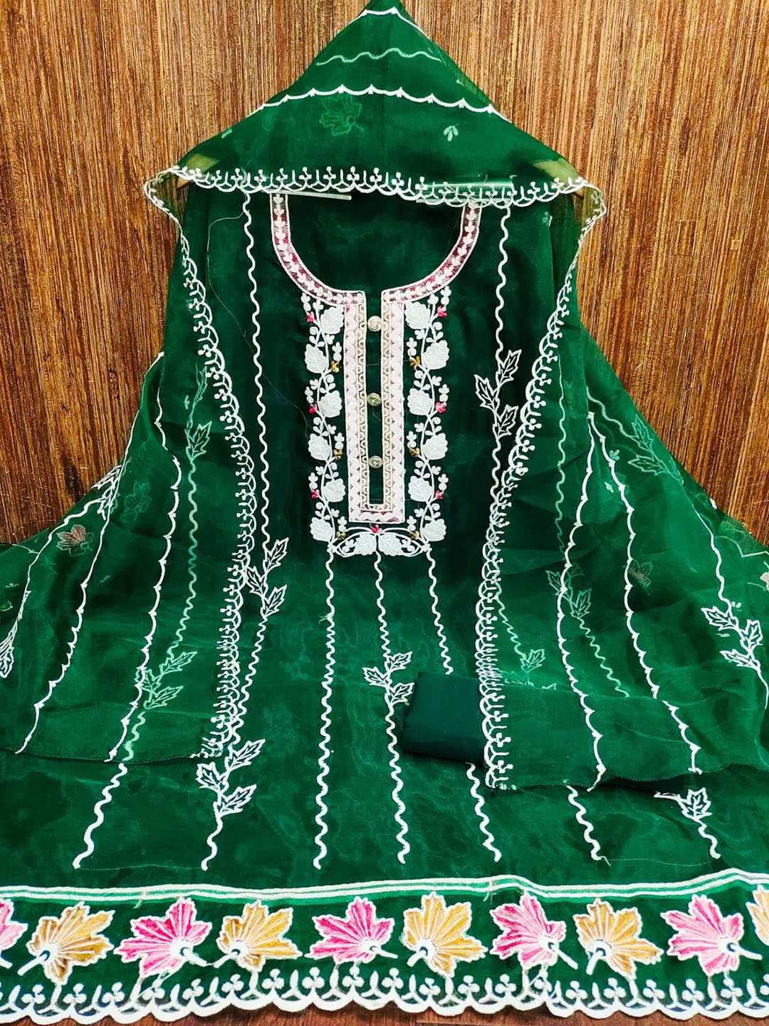 

ZEEPKART Ethnic Motifs Embroidered Organza Unstitched Dress Material, Green