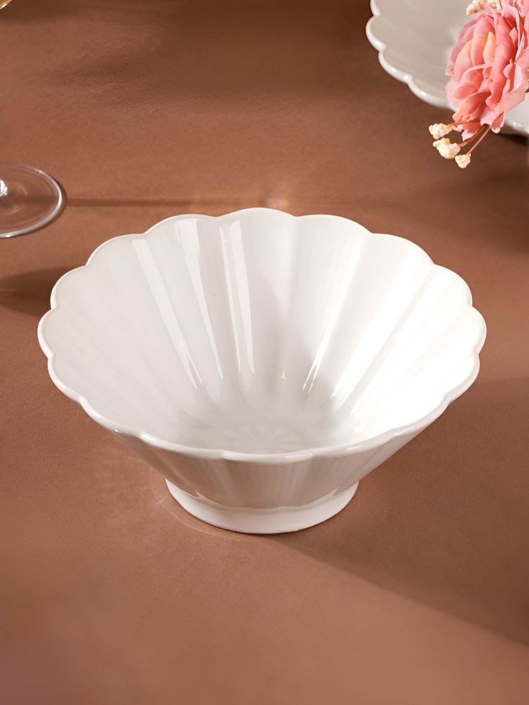 

Nestasia White Textured Ceramic Bowl
