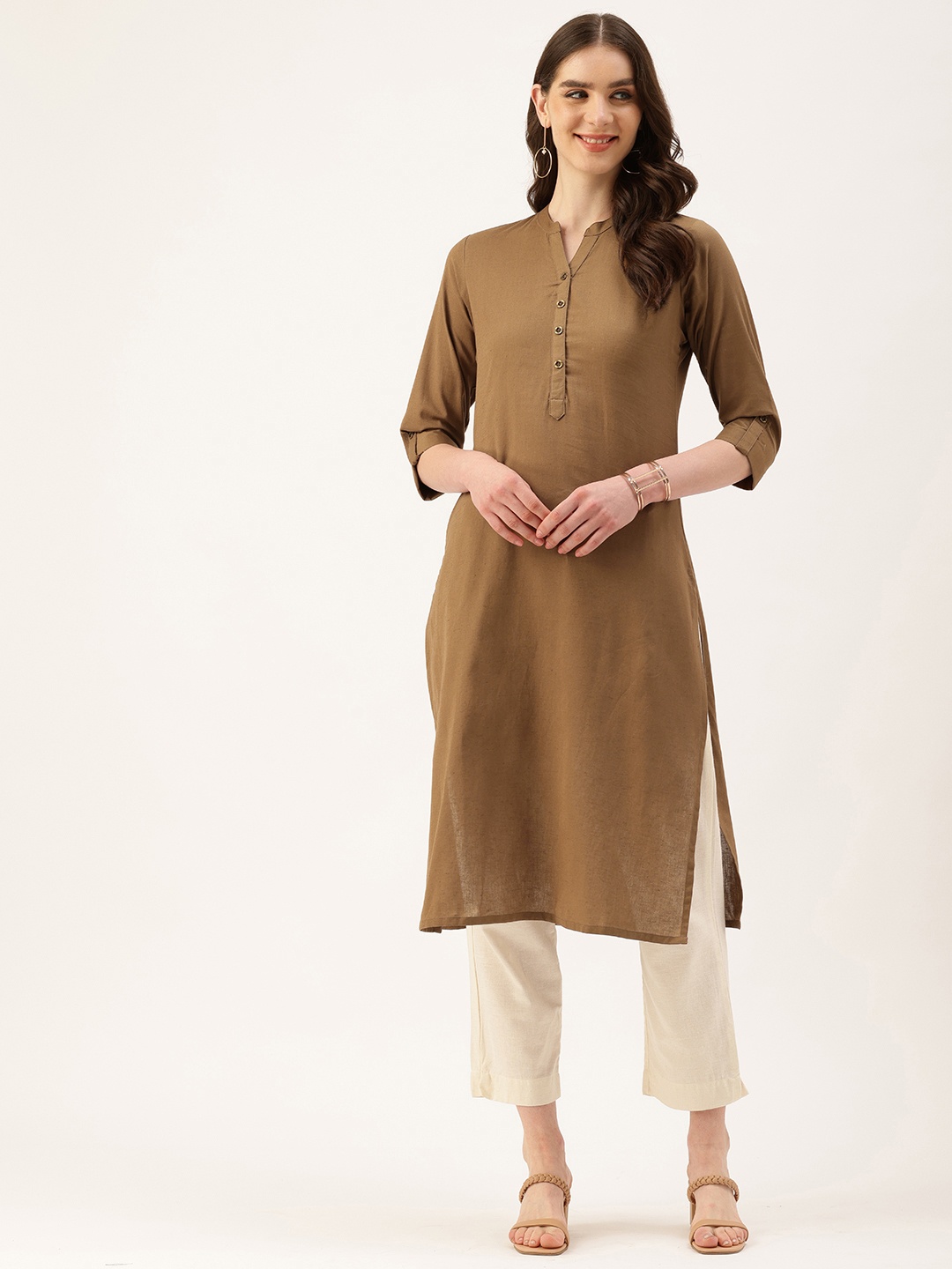 

AMUKTI Mandarin Collar Kurta, Khaki