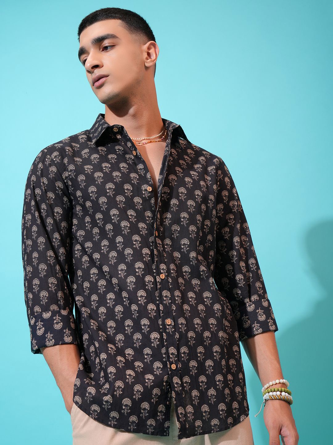 

HIGHLANDER Slim Fit Floral Printed Cotton Casual Shirt, Black