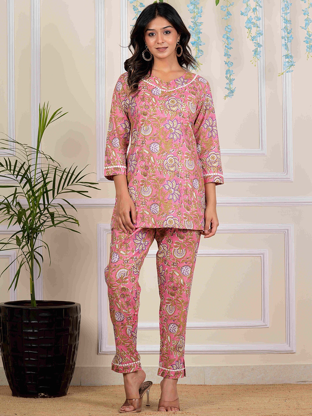 

RAJPUTANA CAMISA Floral Printed Pure Cotton Tunic With Trouser, Pink