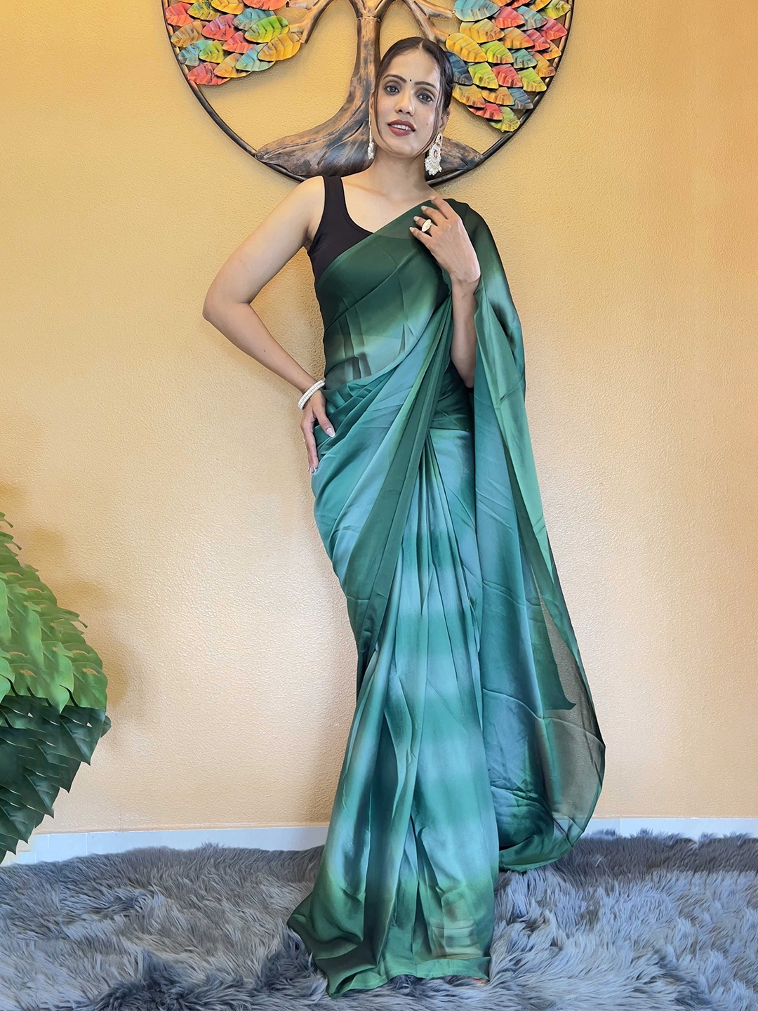 

Panzora Ombre Ready to Wear Saree, Green