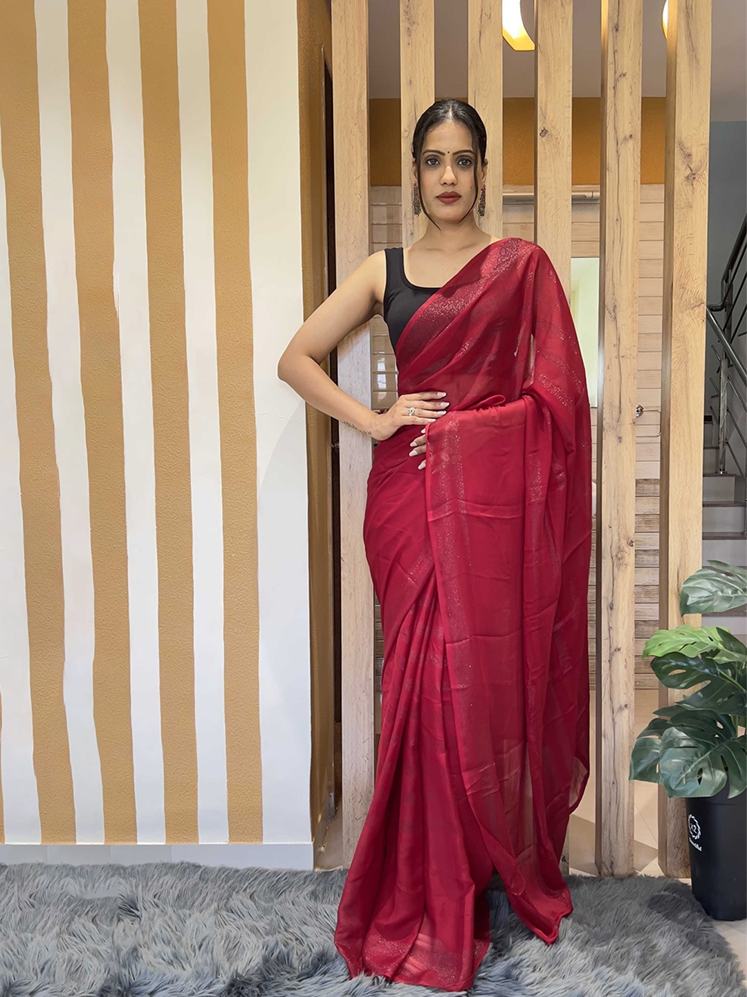 

Panzora Ombre Ready to Wear Saree, Red