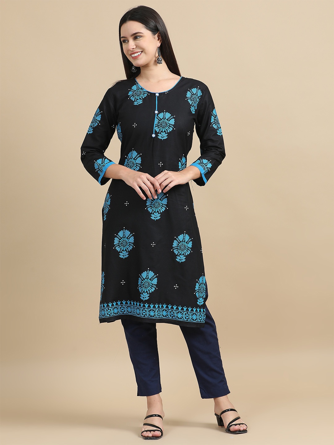 

MIRAAN Round Neck Cotton Straight Kurta, Black