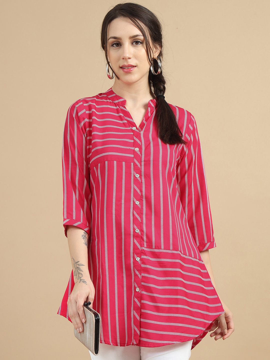 

MIRAAN Striped Mandarin Collar Pure Cotton Straight Kurti, Red