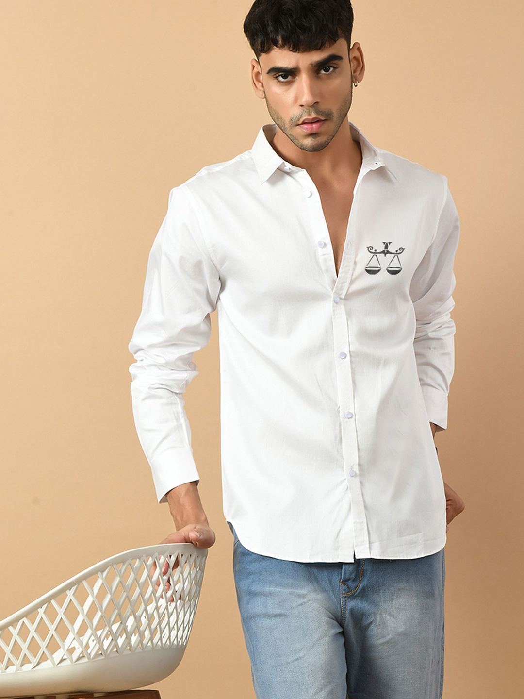 

OFFMINT Classic Spread Collar Long Sleeves Cotton Casual Shirt, White