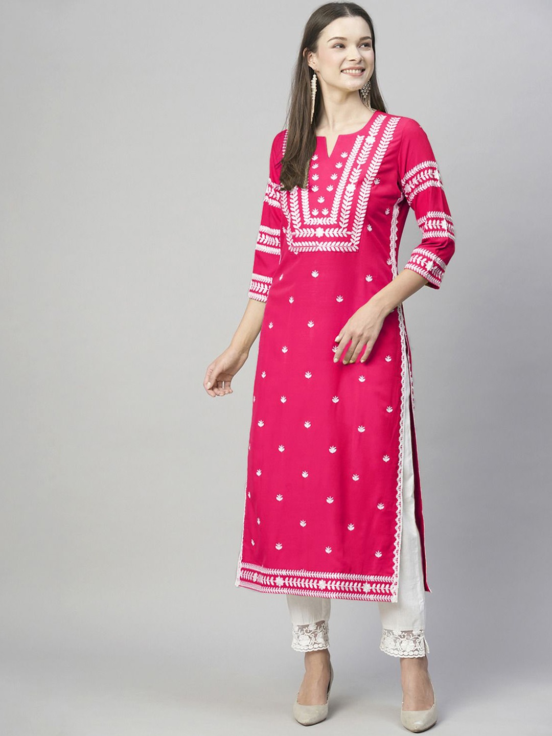 

Anni Designer Notch Neck Geometric Embroidered Straight Kurta, Pink