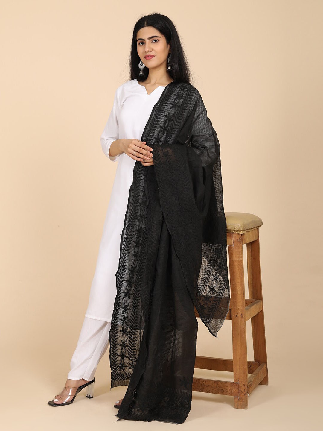 

HELLA FASHIONS Ethnic Motifs Embroidered Cotton Chikankari Dupatta, Black