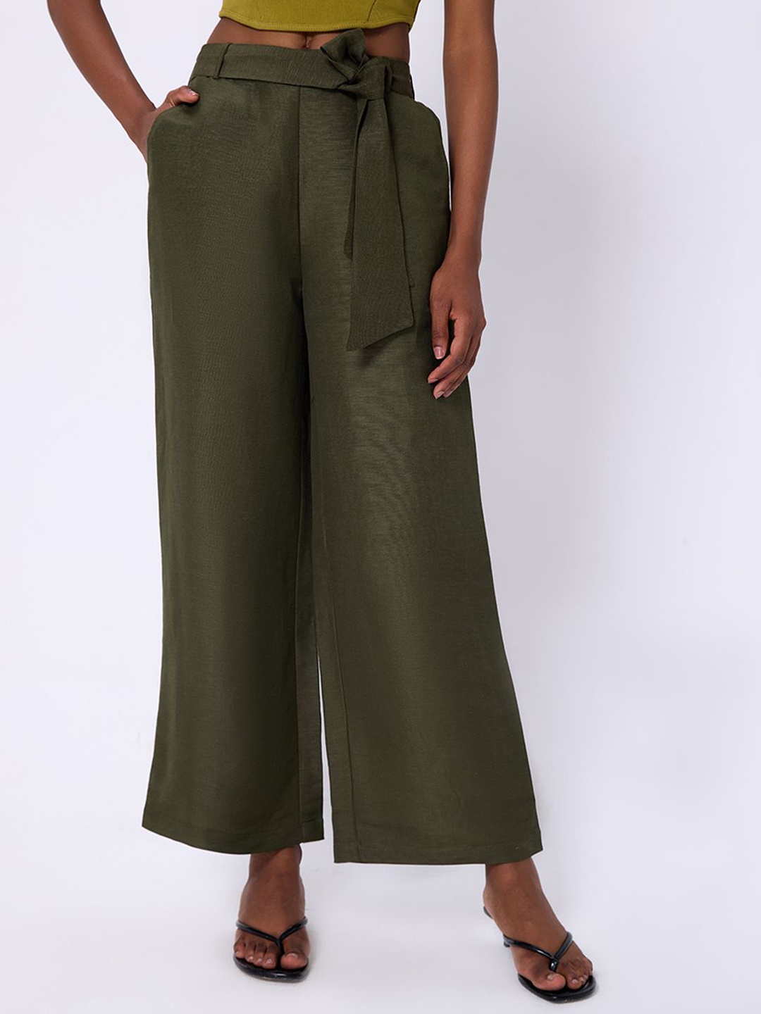 

COVER STORY Women Olive Flared Mid-Rise Pleated Parallel Trousers