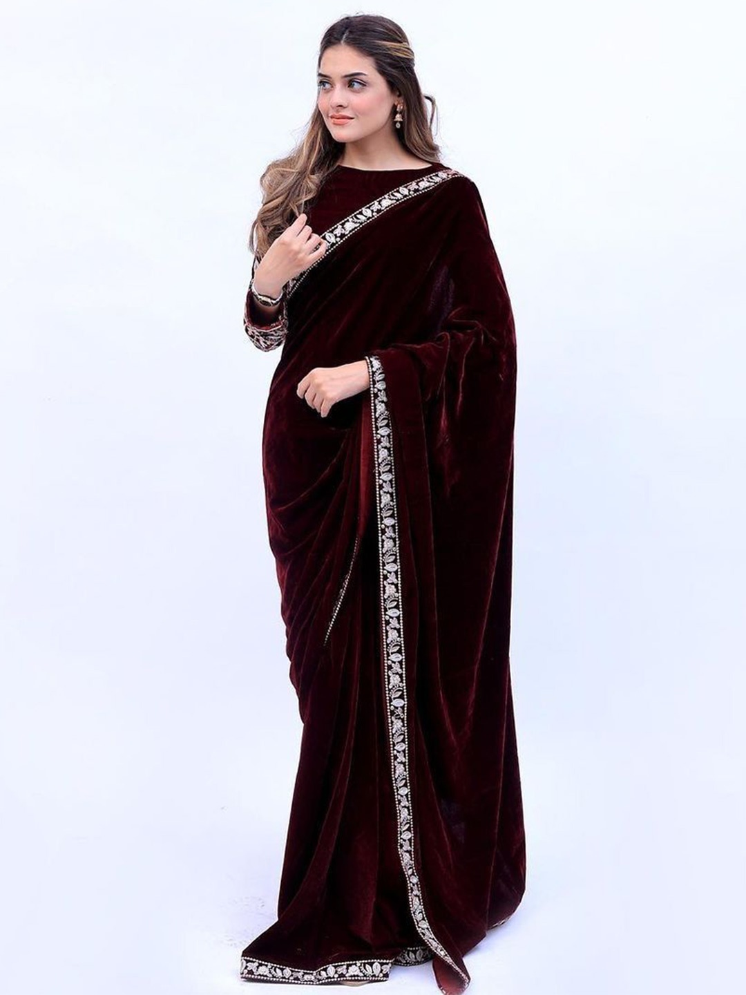 

Fashion Basket Embroidered Velvet Saree, Maroon