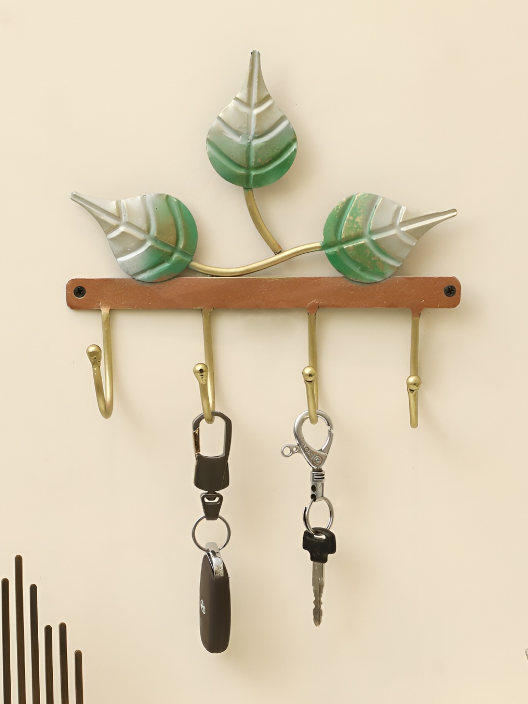 vedas Ian Green & Brown Metal Key Holder With 4 Hook