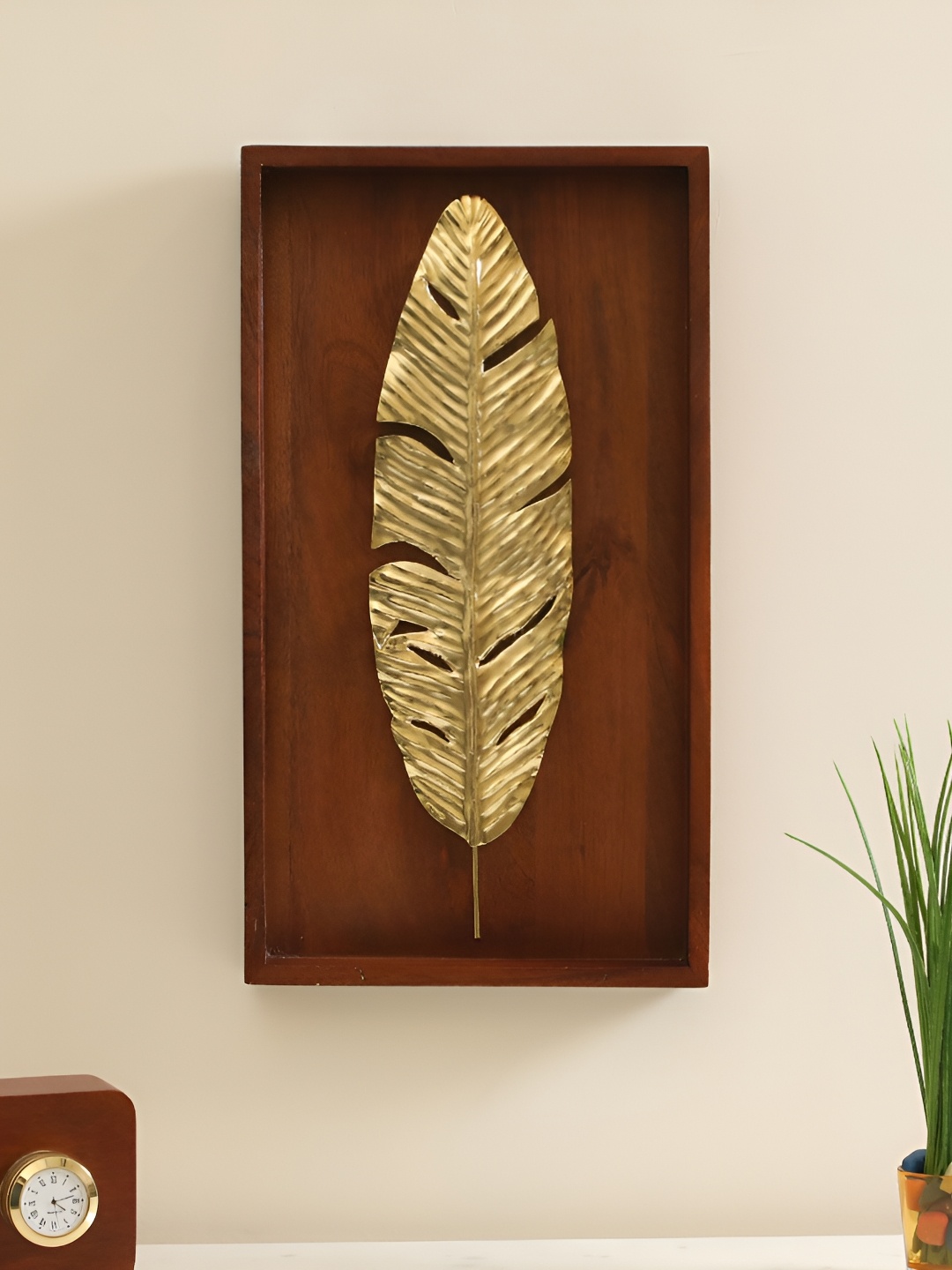 vedas Gold Toned & Brown Metal Wall Hanging Decor