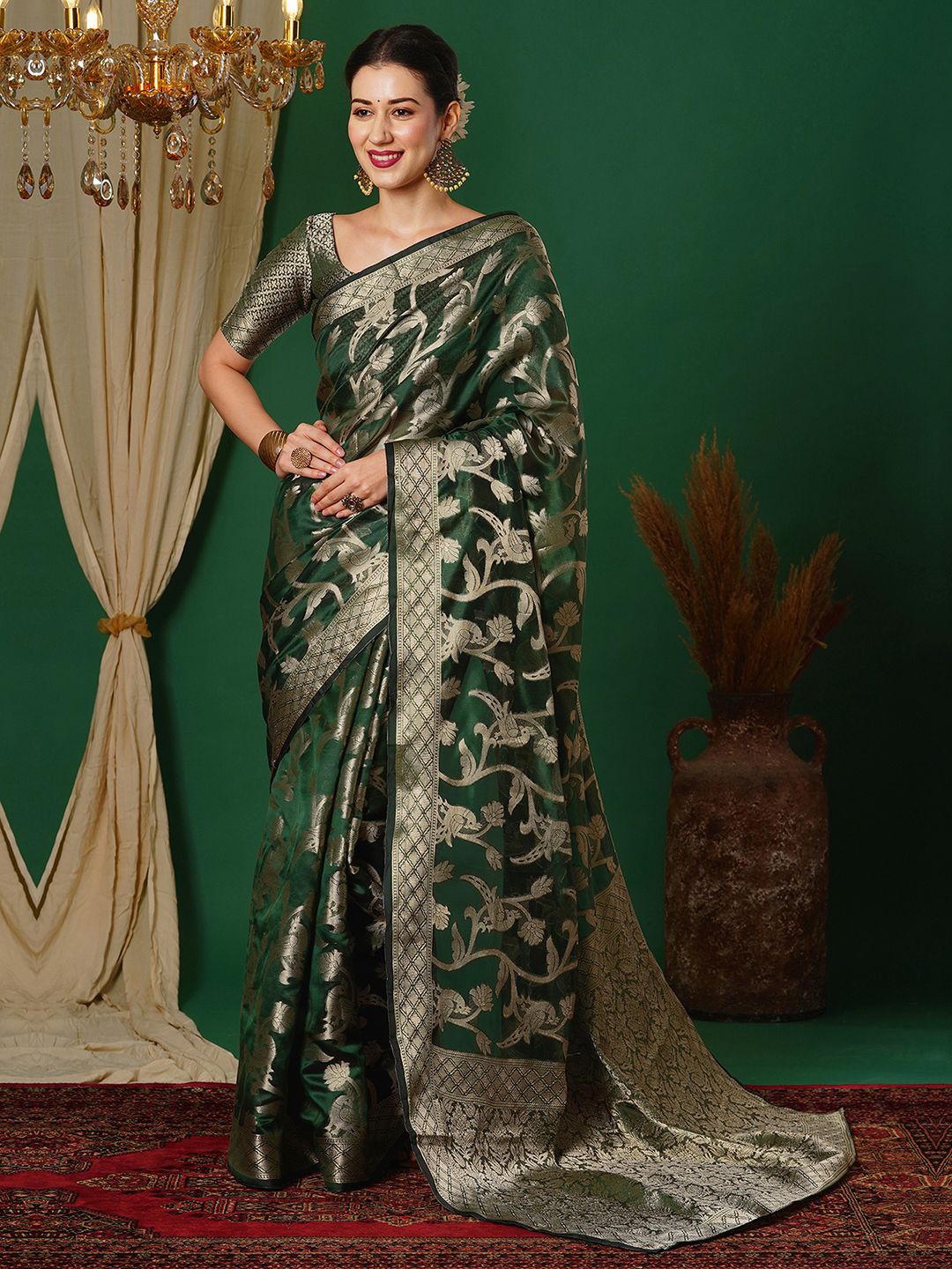 

Satrani Woven Design Zari Banarasi Saree, Green