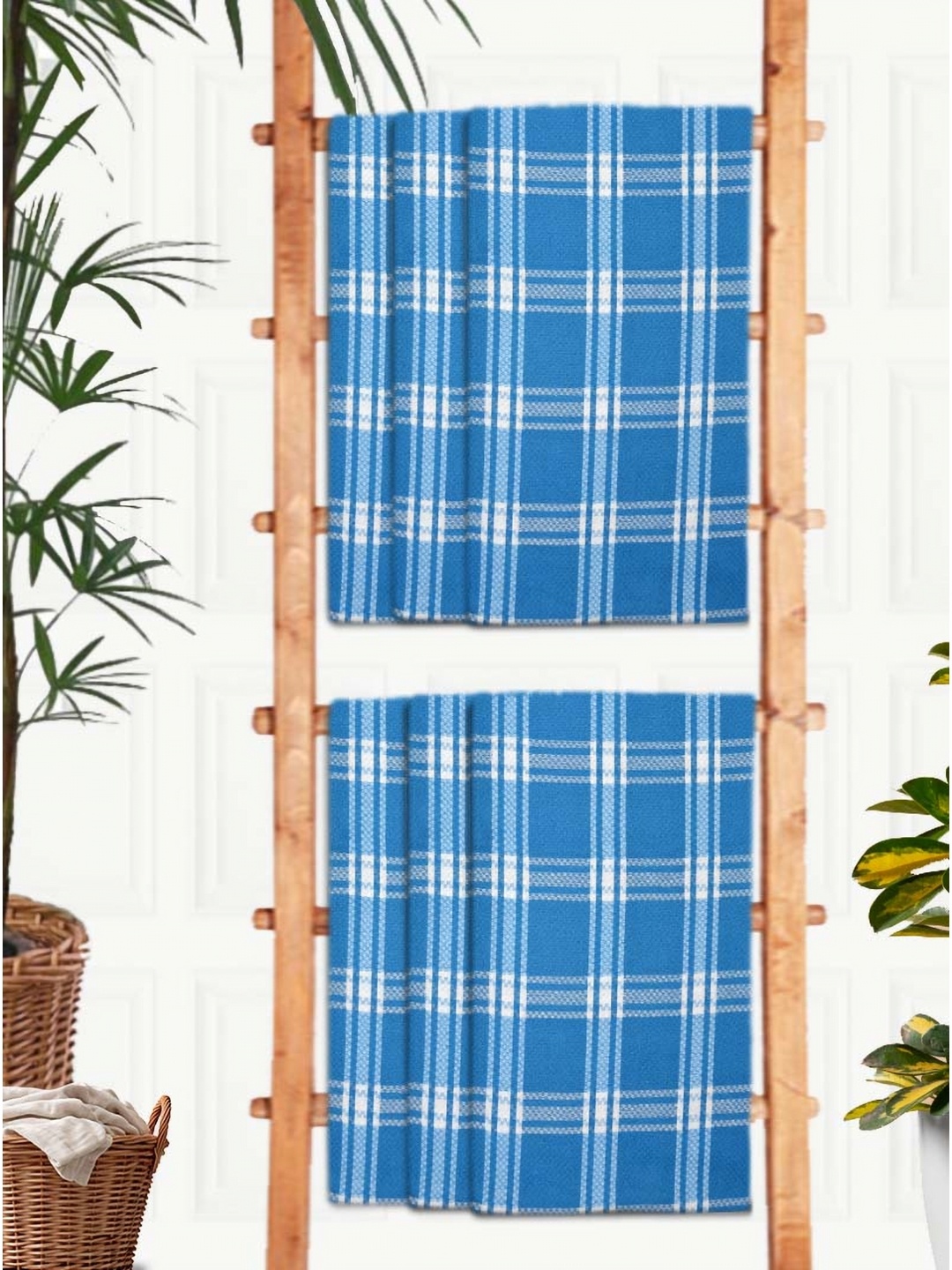 

Athom Living Blue & White 6 Pieces Printed Cotton 210 GSM Bath Towels