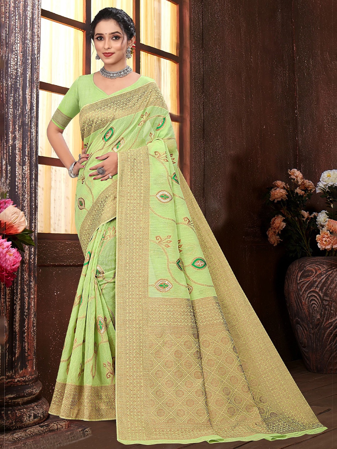 

RUDIT CREATION Woven Design Zari Saree, Green