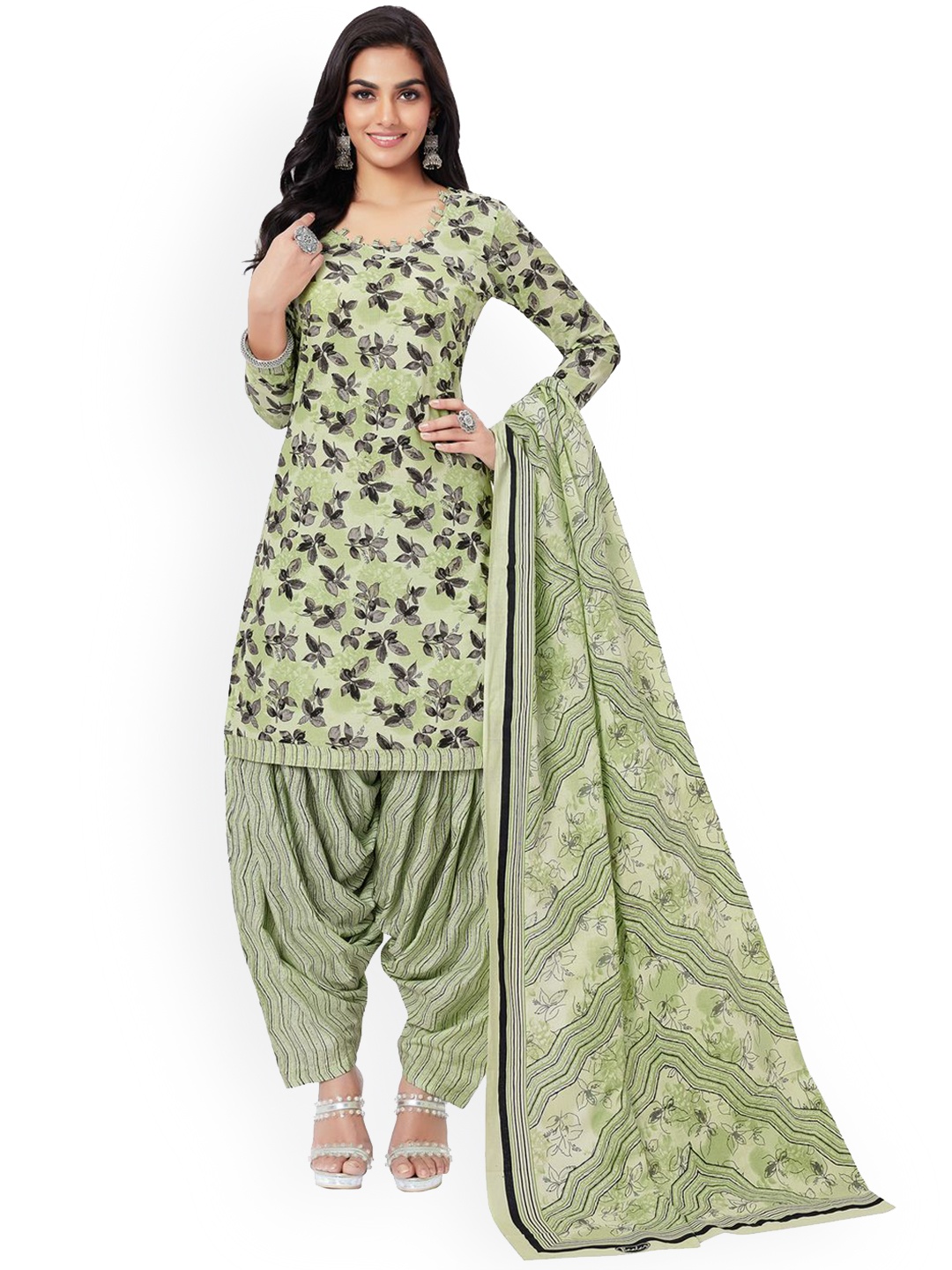 

MIRAAN Round Neck Floral Printed Pure Cotton Straight Kurta with Patiala & Dupatta, Green