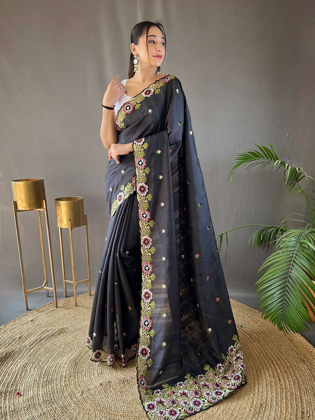 

Panzora Floral Embroidered Tussar Saree, Black