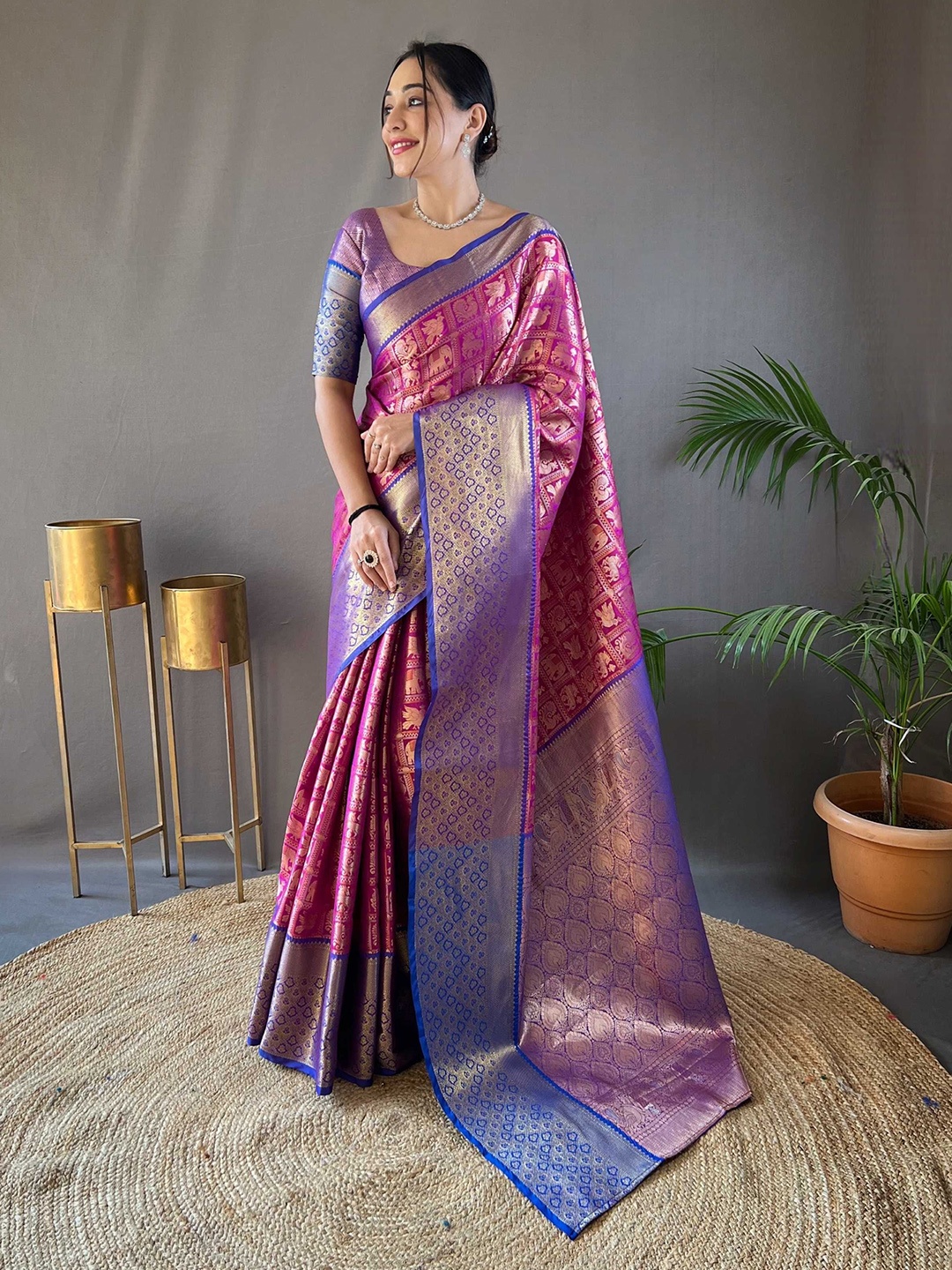 

Panzora Woven Design Zari Banarasi Saree, Purple