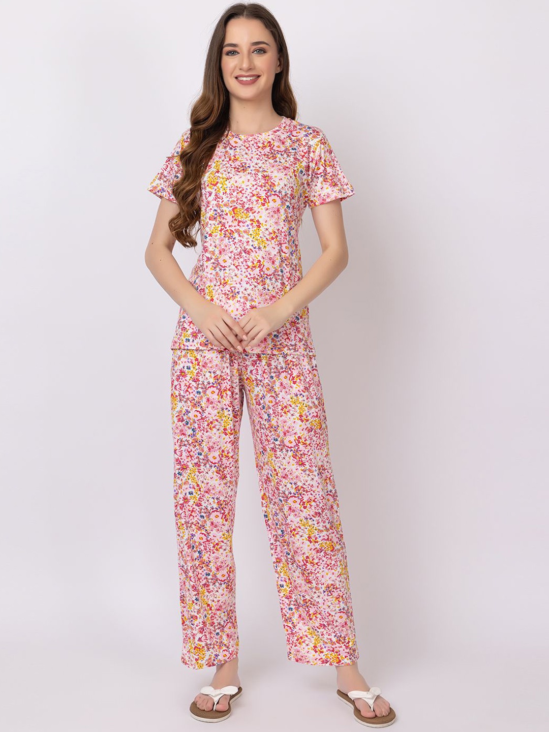 

KEIKO Floral Printed Round Neck Short Sleeves Top & Pyjamas Night suit, Pink