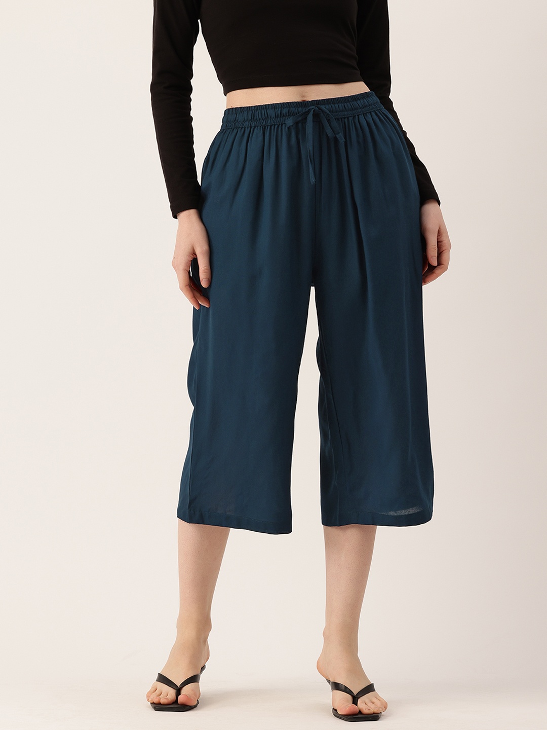 

FERANOID Women Solid Cropped Palazzos, Blue