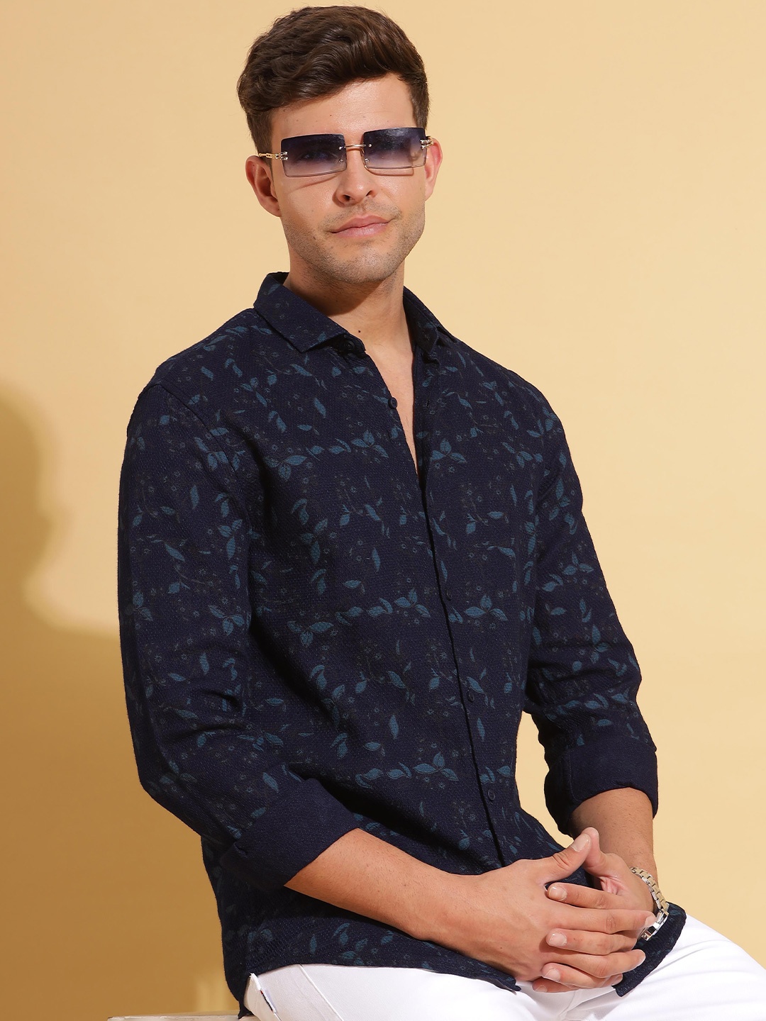 

HERE&NOW Slim Fit Floral Printed Spread Collar Long Sleeves Cotton Shirt, Navy blue
