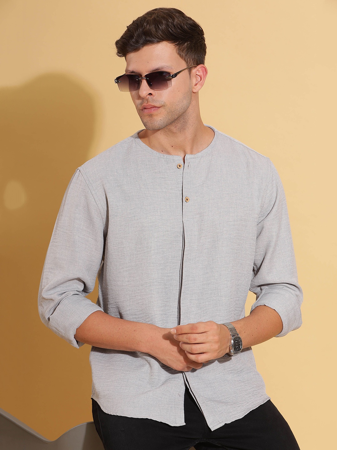 

HERE&NOW Grey Band Collar Long Sleeves Shirt