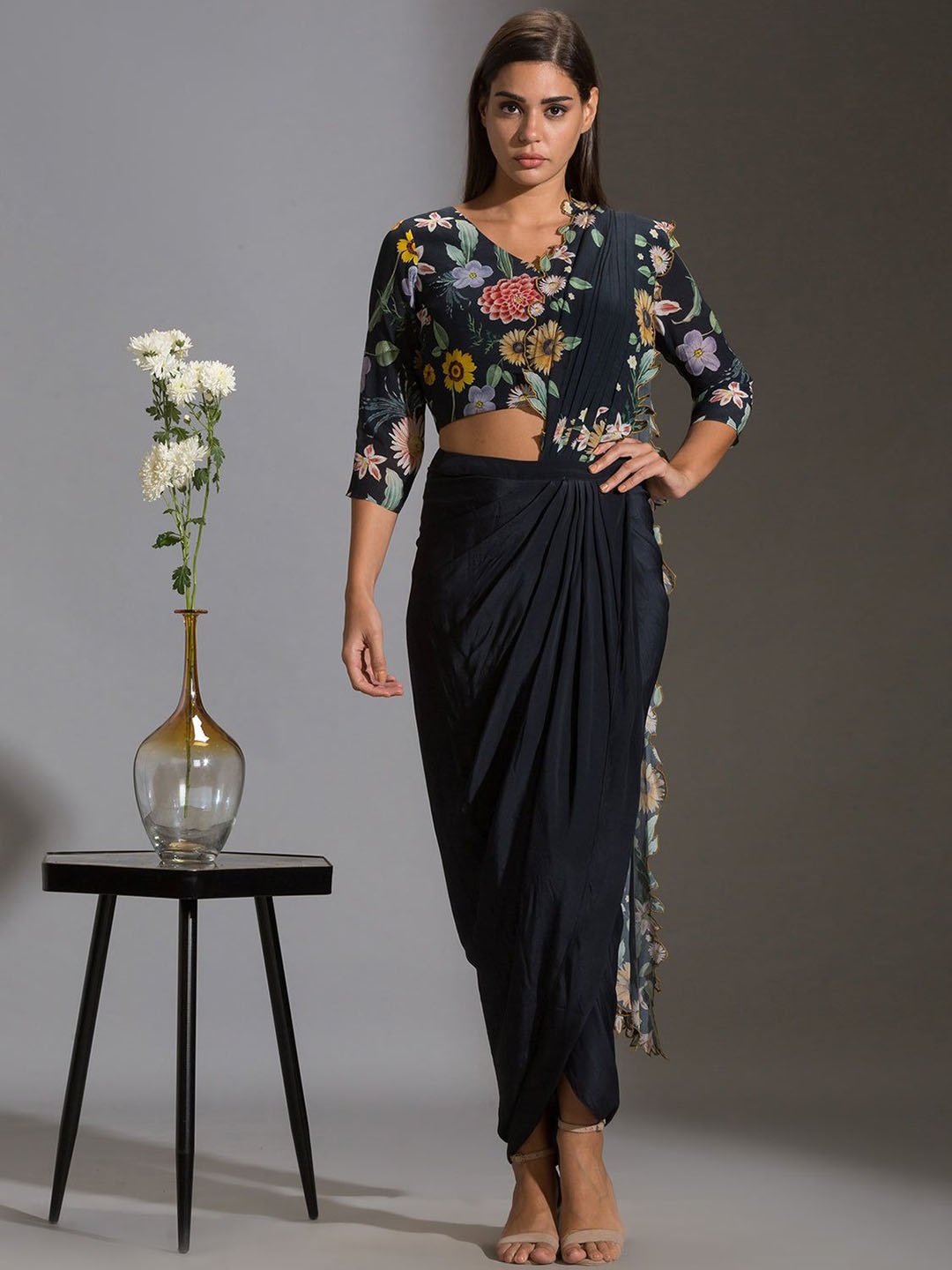 

SOUP BY SOUGAT PAUL Floral Printed draped pre-stitched saree Dress, Black