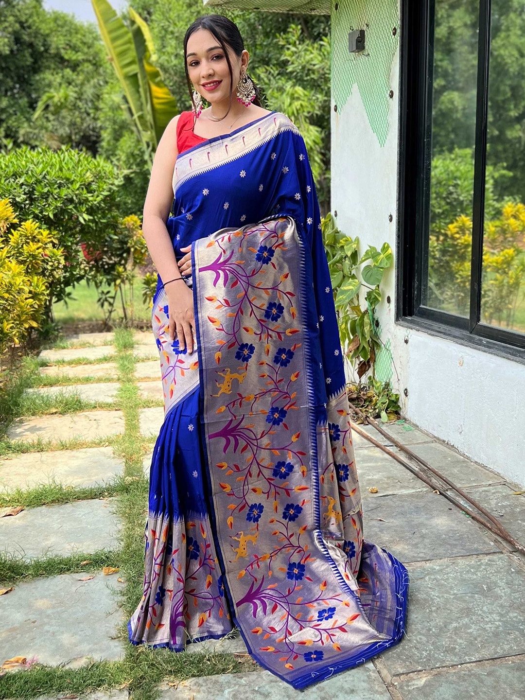 

Panzora Ethnic Motifs Zari Paithani Saree, Blue