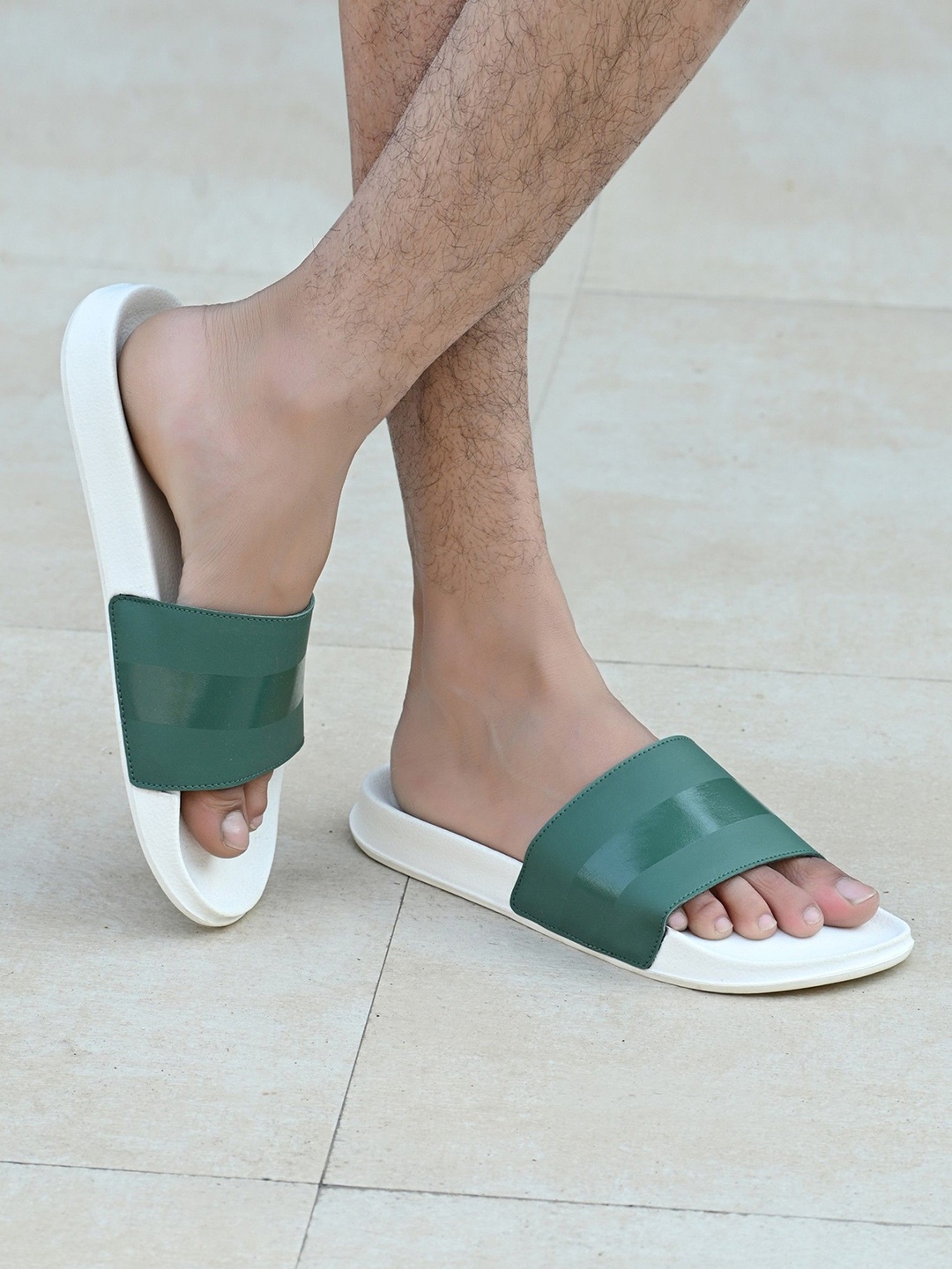 

OFF LIMITS Men Sliders, Green