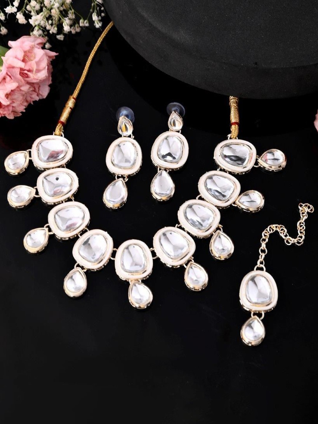 

VOJ Stainless Steel Silver-Plated Stainless Steel Kundan-Studded Jewellery Set, White