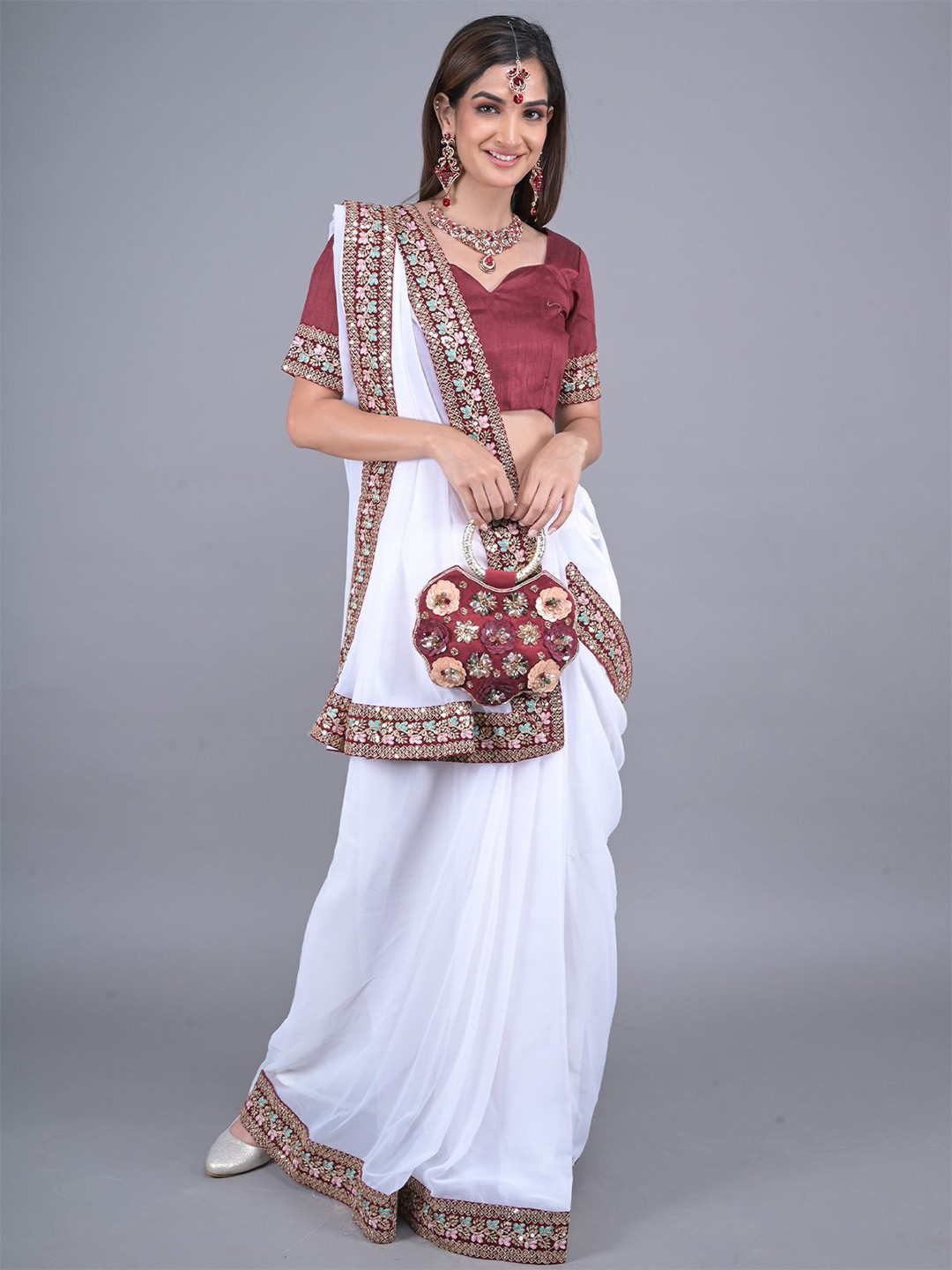 

ODETTE Floral Embroidered Saree, White