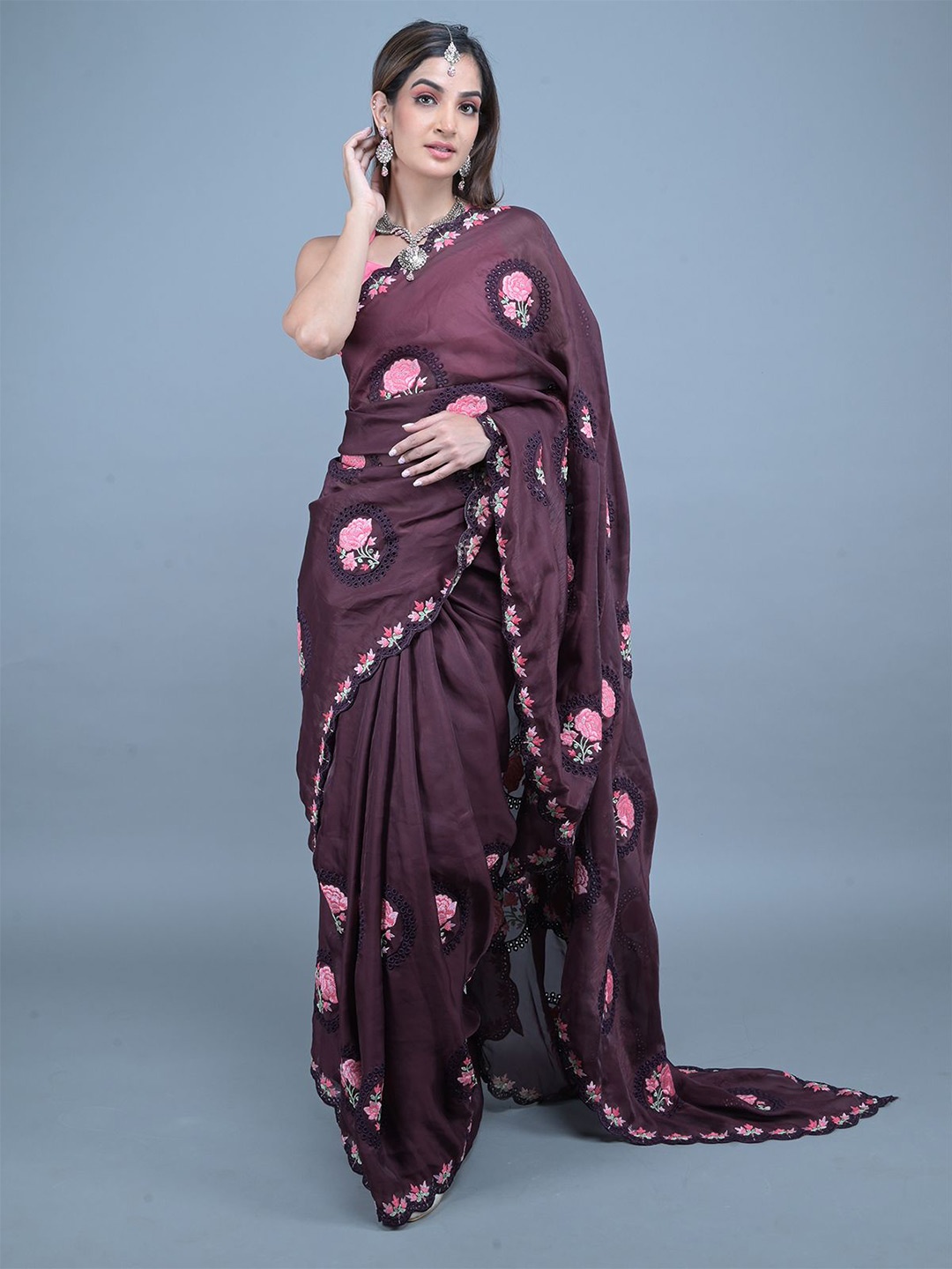 

ODETTE Floral Embroidered Saree, Brown