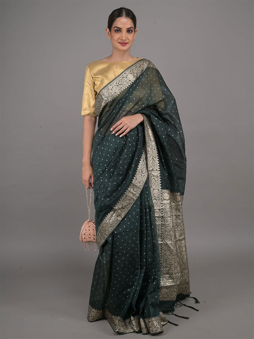 

ODETTE Ethnic Motifs Zari Saree, Green