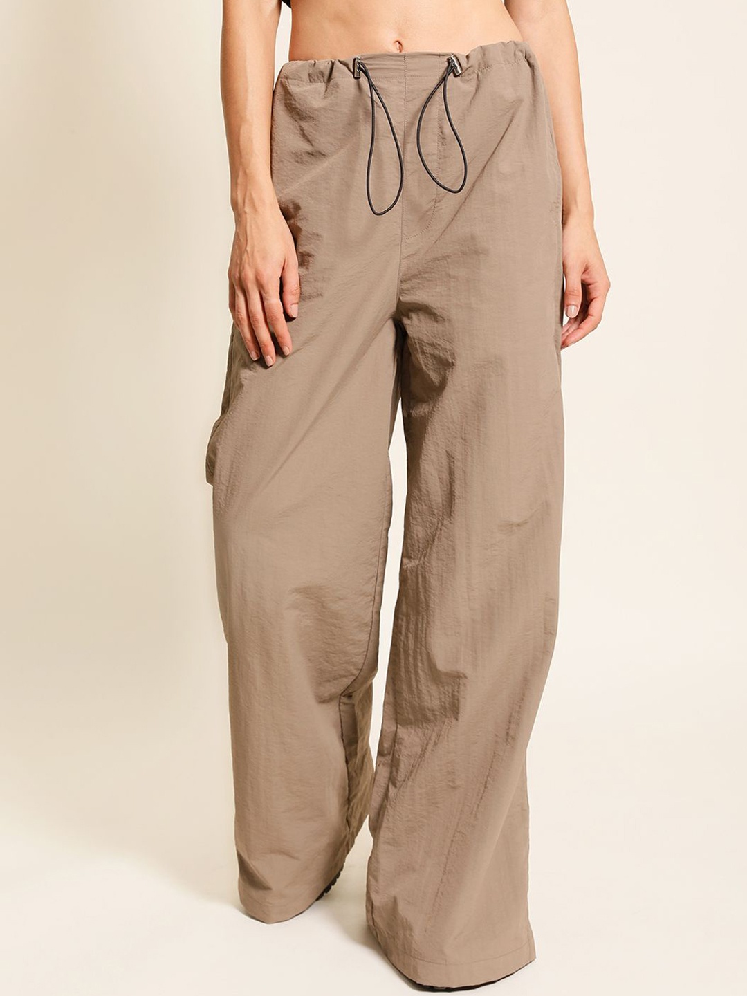 

Bene Kleed Women Wide Leg High Rise wide leg Trousers, Brown