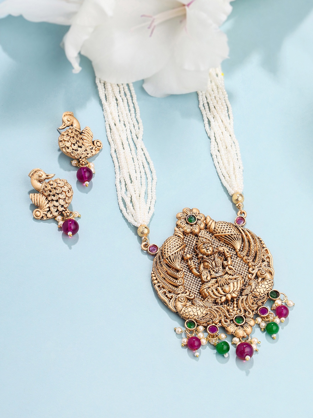 

Yellow Chimes Gold Plated Stones Studded & Beaded Traditional Temple Jewellery Set
