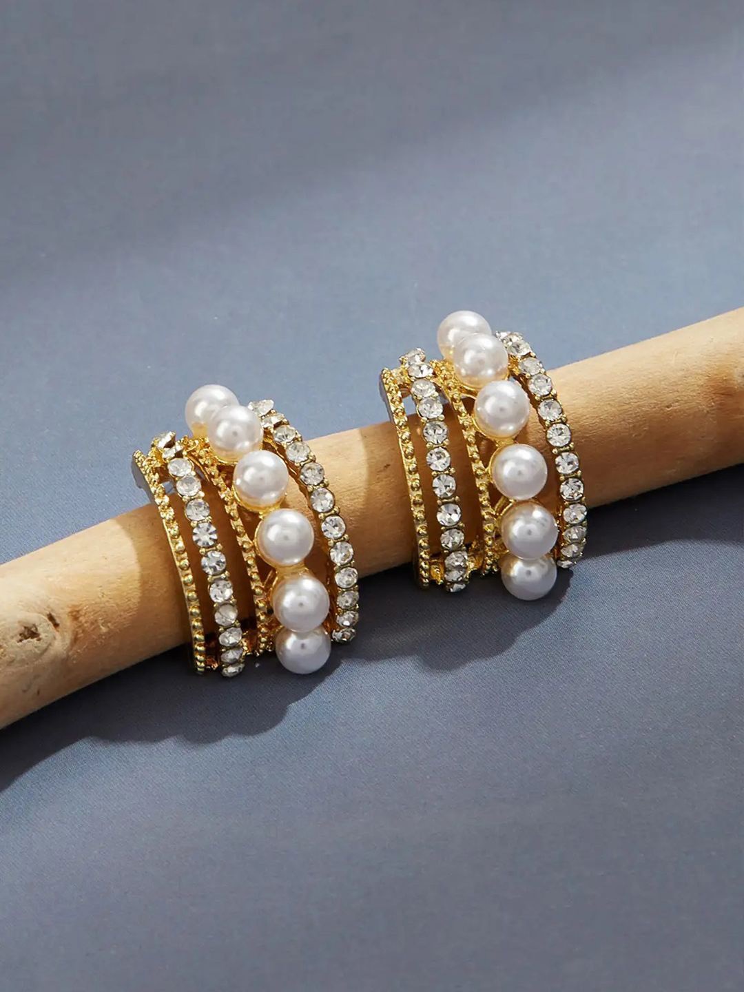 

VAGHBHATT Circular Studs Earrings, Gold