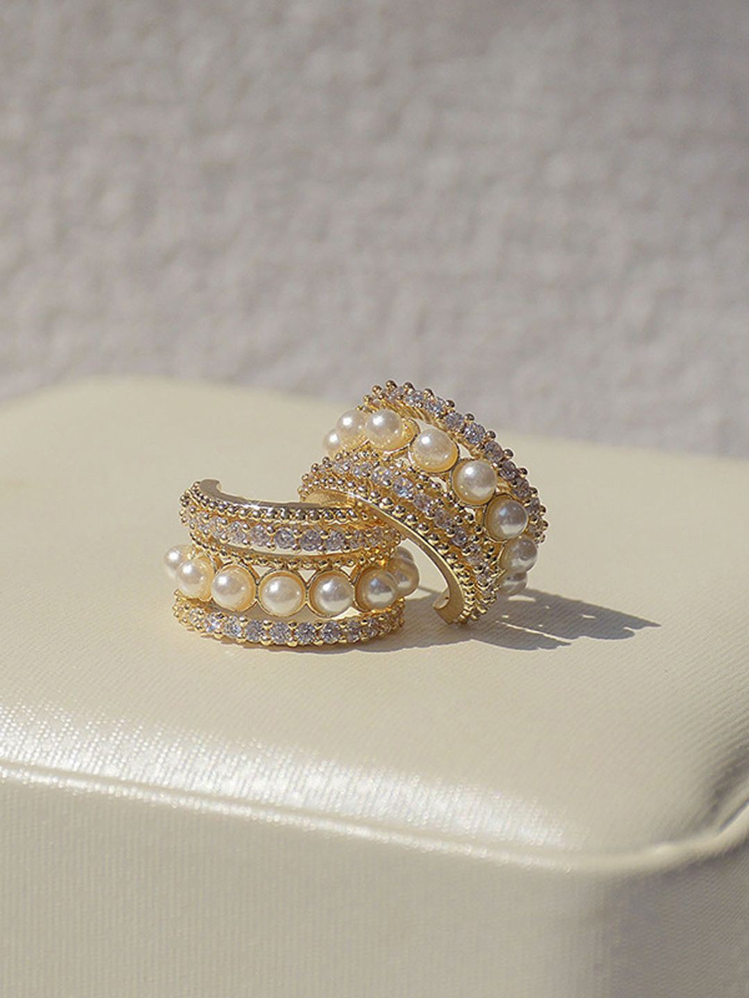

VAGHBHATT Circular Studs Earrings, Gold