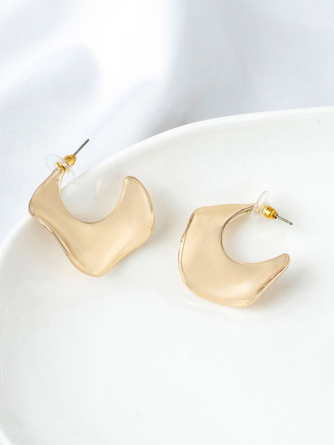 

BEWITCHED Classic Hoop Earrings, Gold