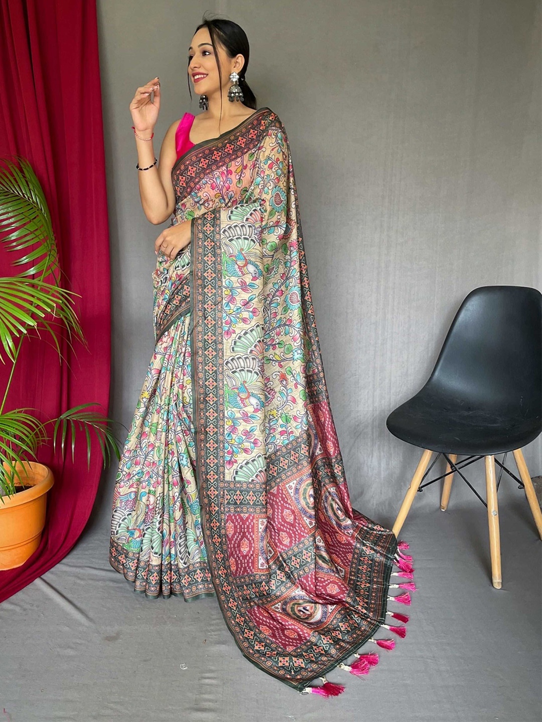 

Panzora Kalamkari Saree, Beige