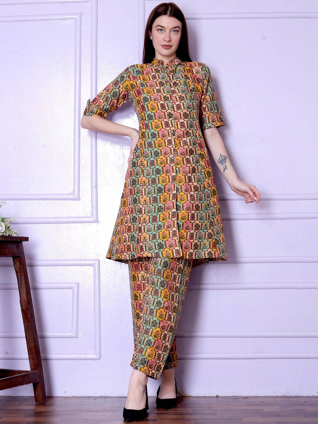 

ISHA TRADE Printed Top With Trousers Co-Ords, Yellow