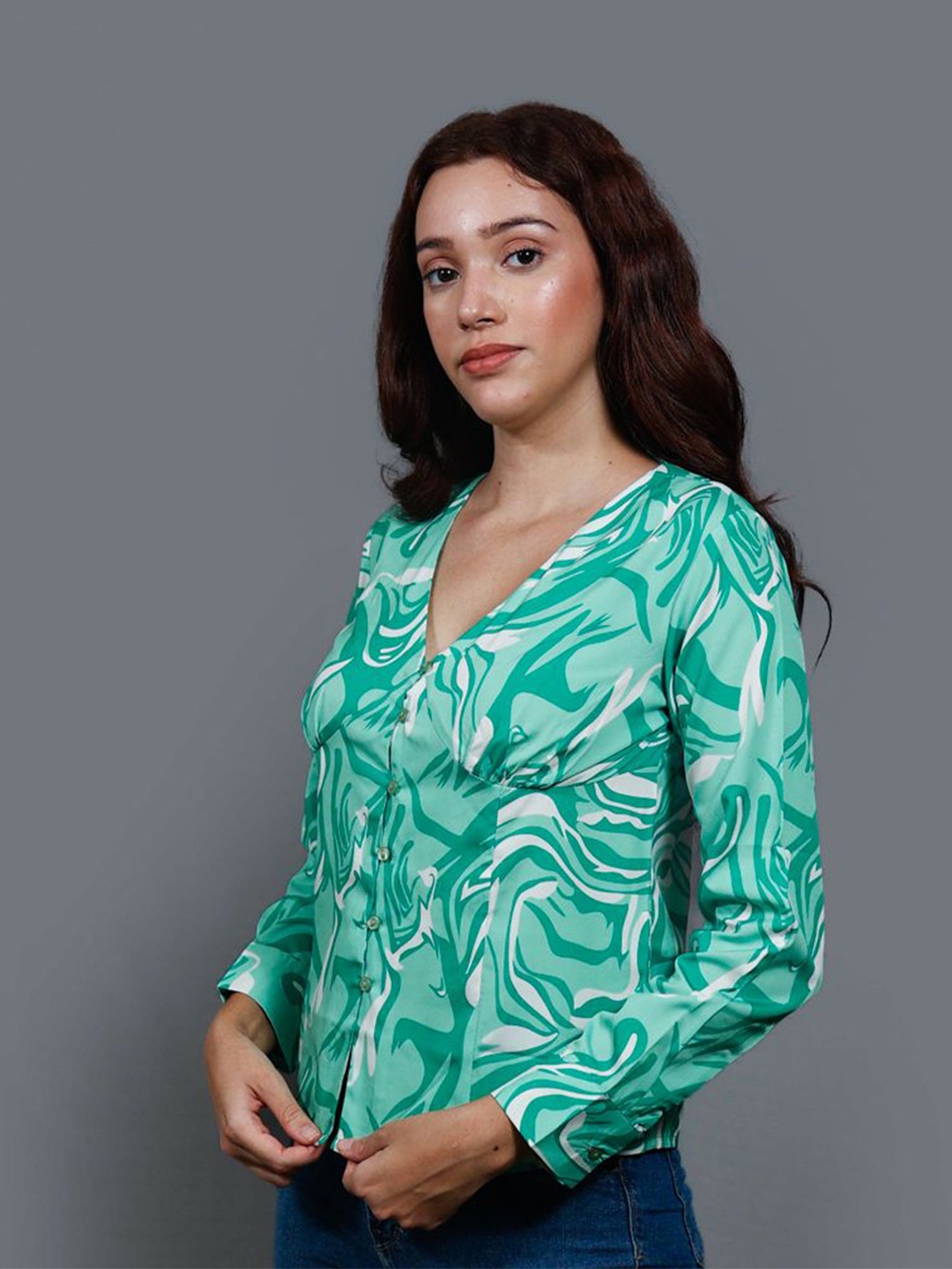 

The Roadster Lifestyle Co. Printed Shirt Style Crop Top, Green