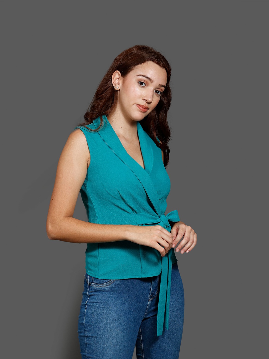 

The Roadster Lifestyle Co. Shawl Collar Sleeveless Wrap Style Top, Green