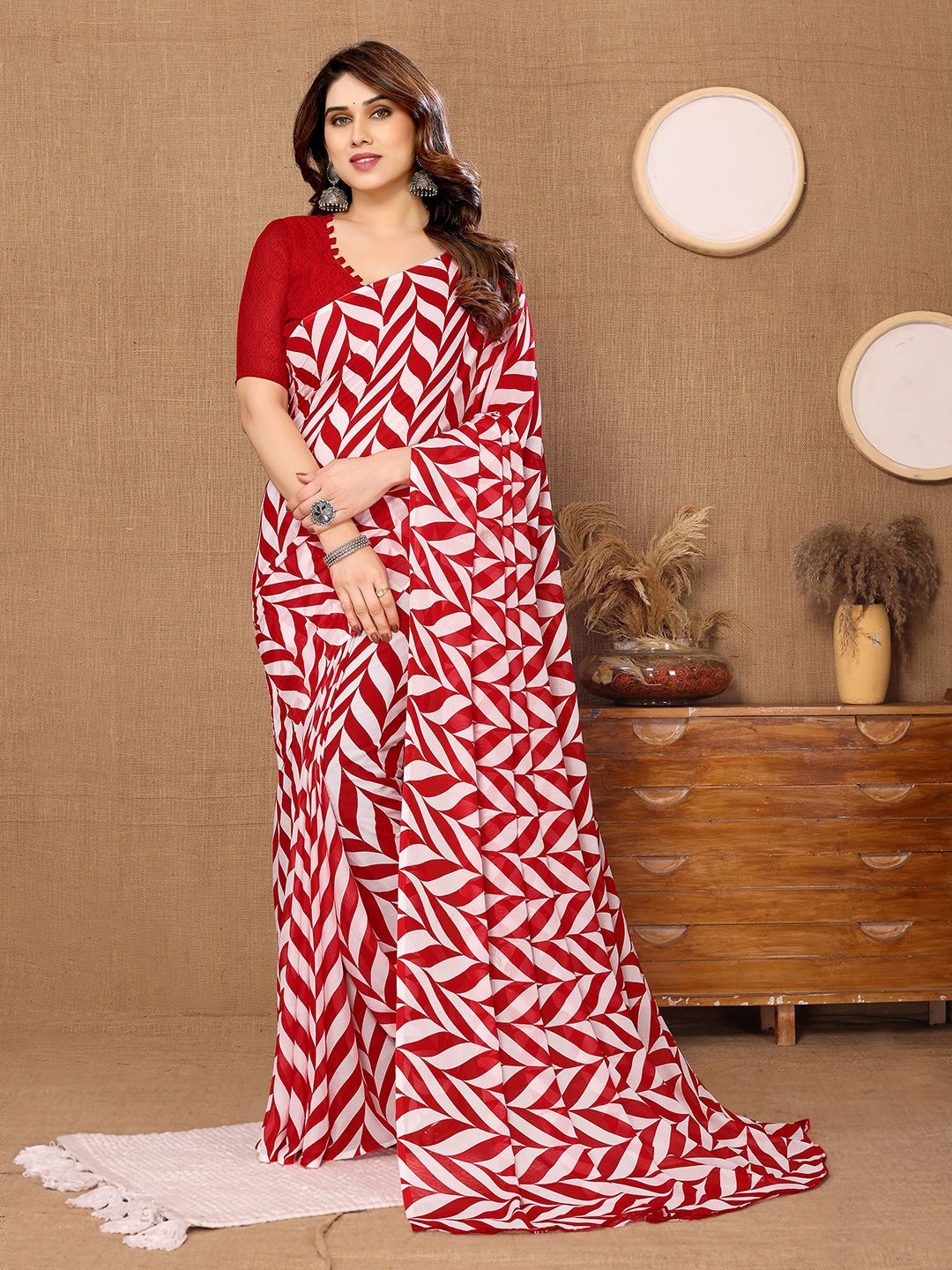 

ANAND SAREES Printed Saree With Blouse Piece, Red