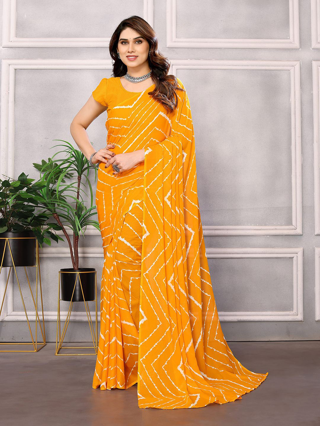 

Moda Rapido Printed Saree With Blouse Piece, Yellow