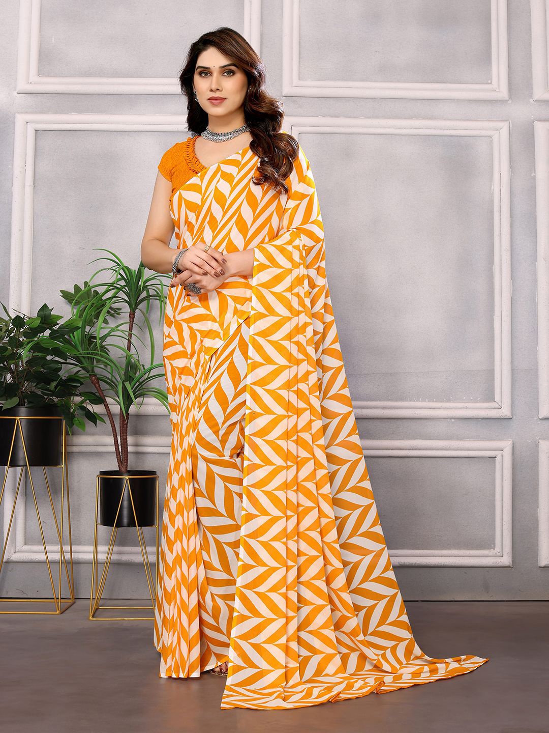 

ANAND SAREES printed Saree, Yellow